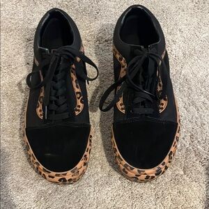 Women’s Vans cheetah print sneakers 11 new